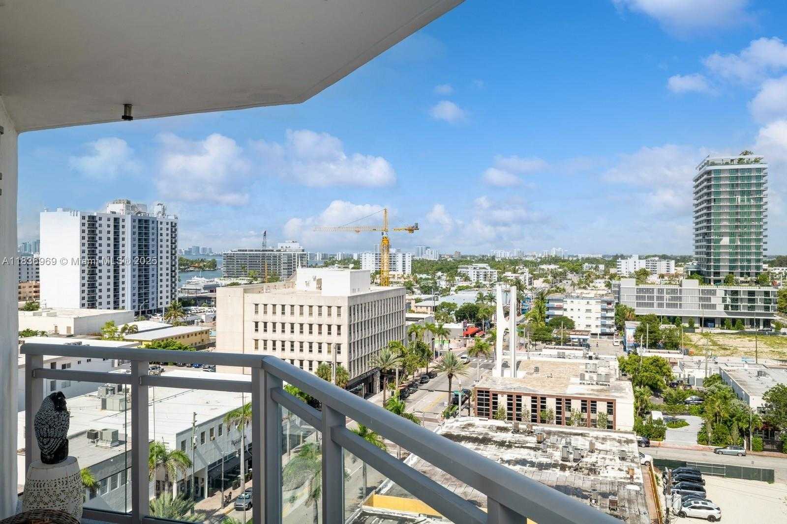 Small Image of 7135 COLLINS AVE #1125, Miami Beach Number 14