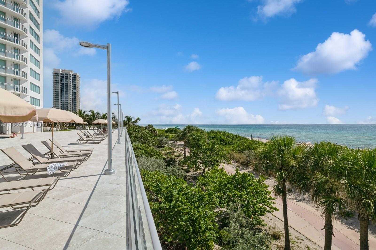 Small Image of 7135 COLLINS AVE #1125, Miami Beach Number 15