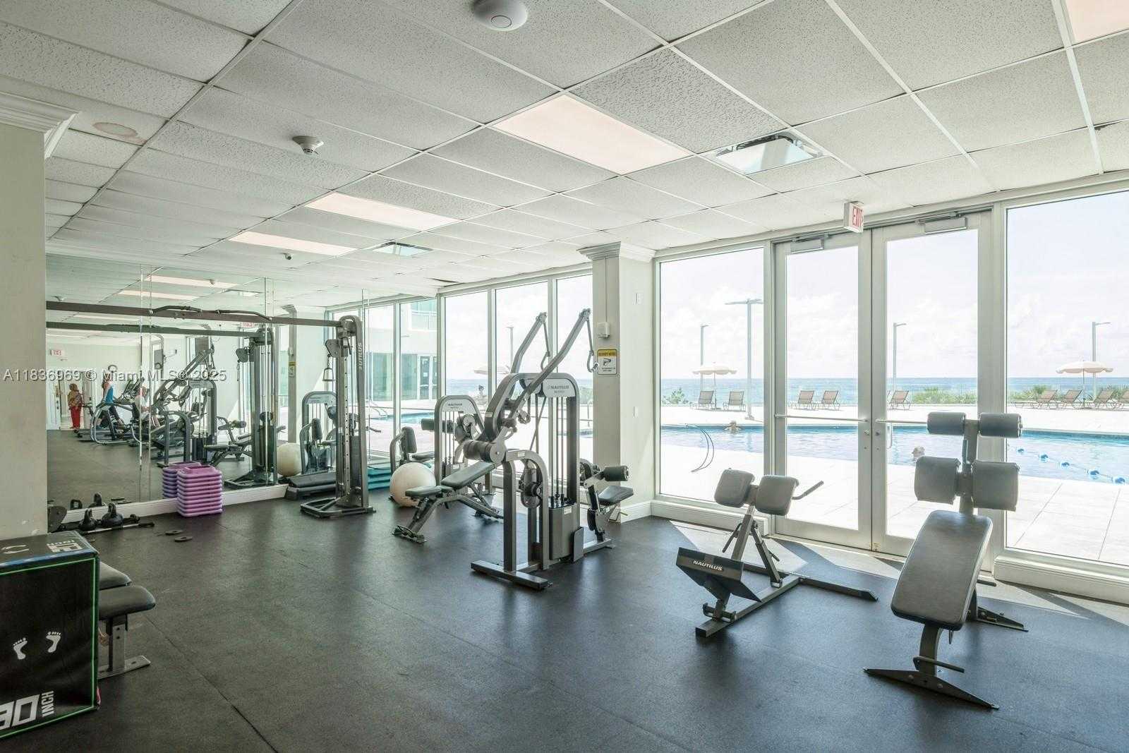 Small Image of 7135 COLLINS AVE #1125, Miami Beach Number 17