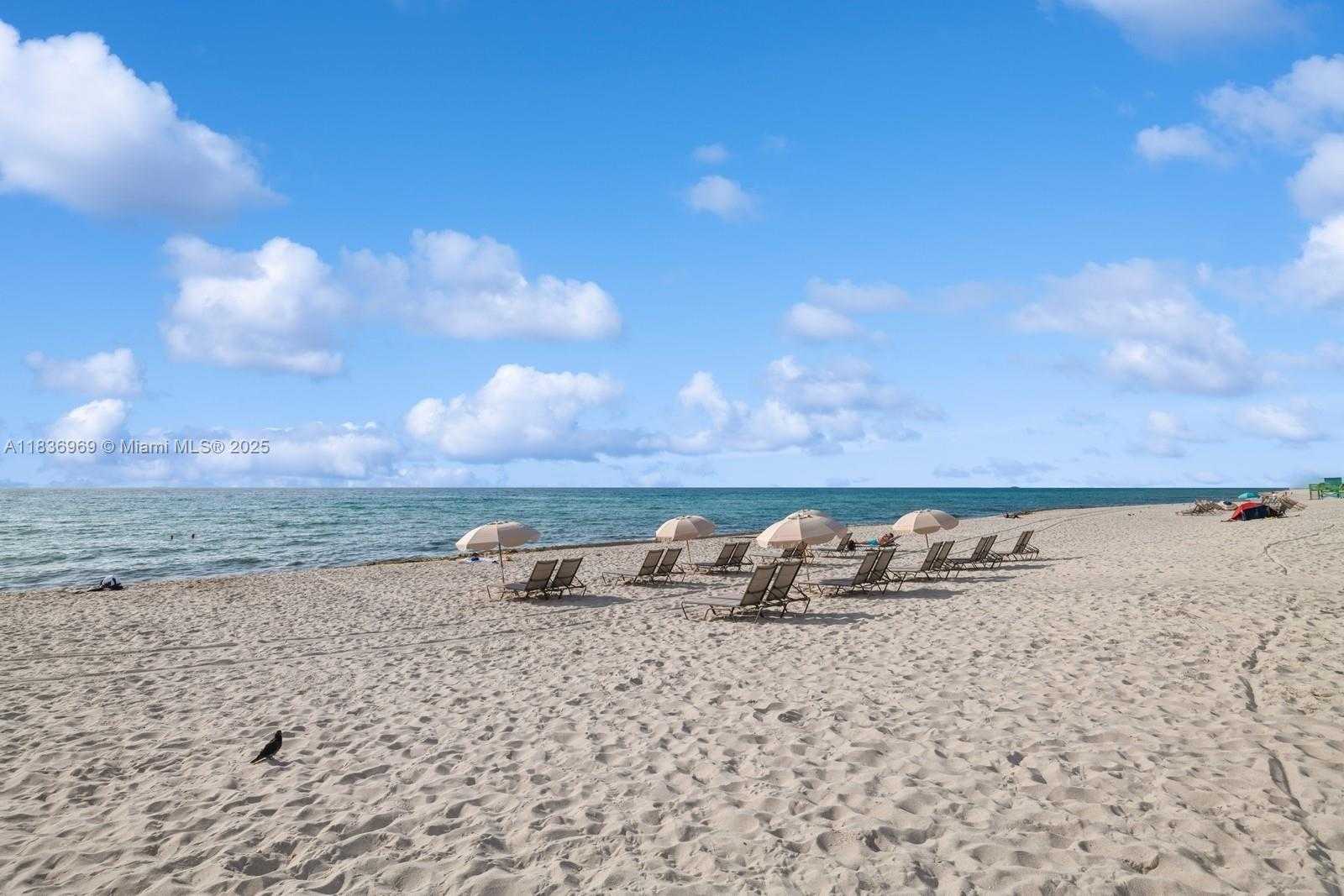 Small Image of 7135 COLLINS AVE #1125, Miami Beach Number 21