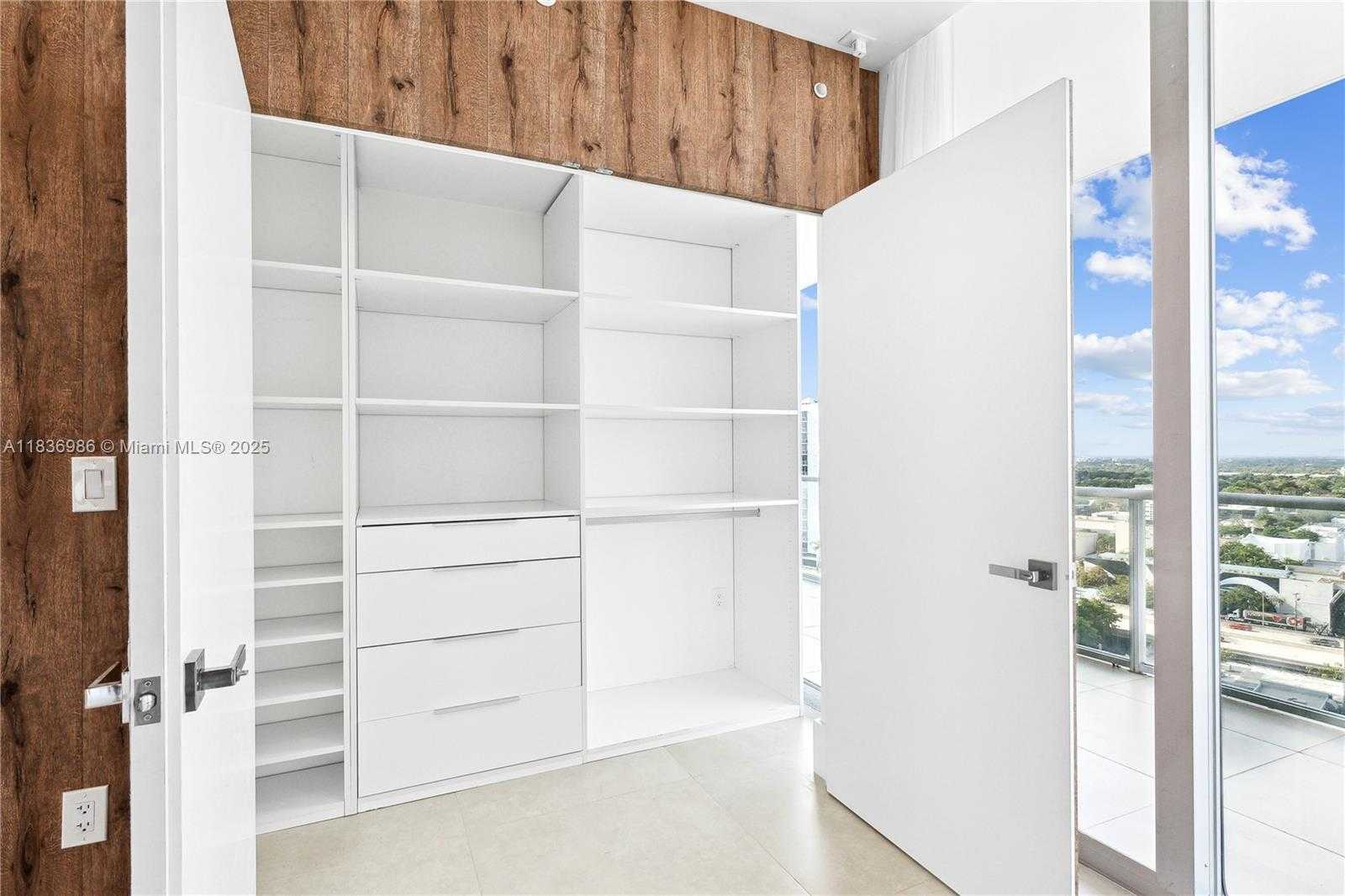 Small Image of 3470 EAST COAST AVE #H1701, Miami Number 16