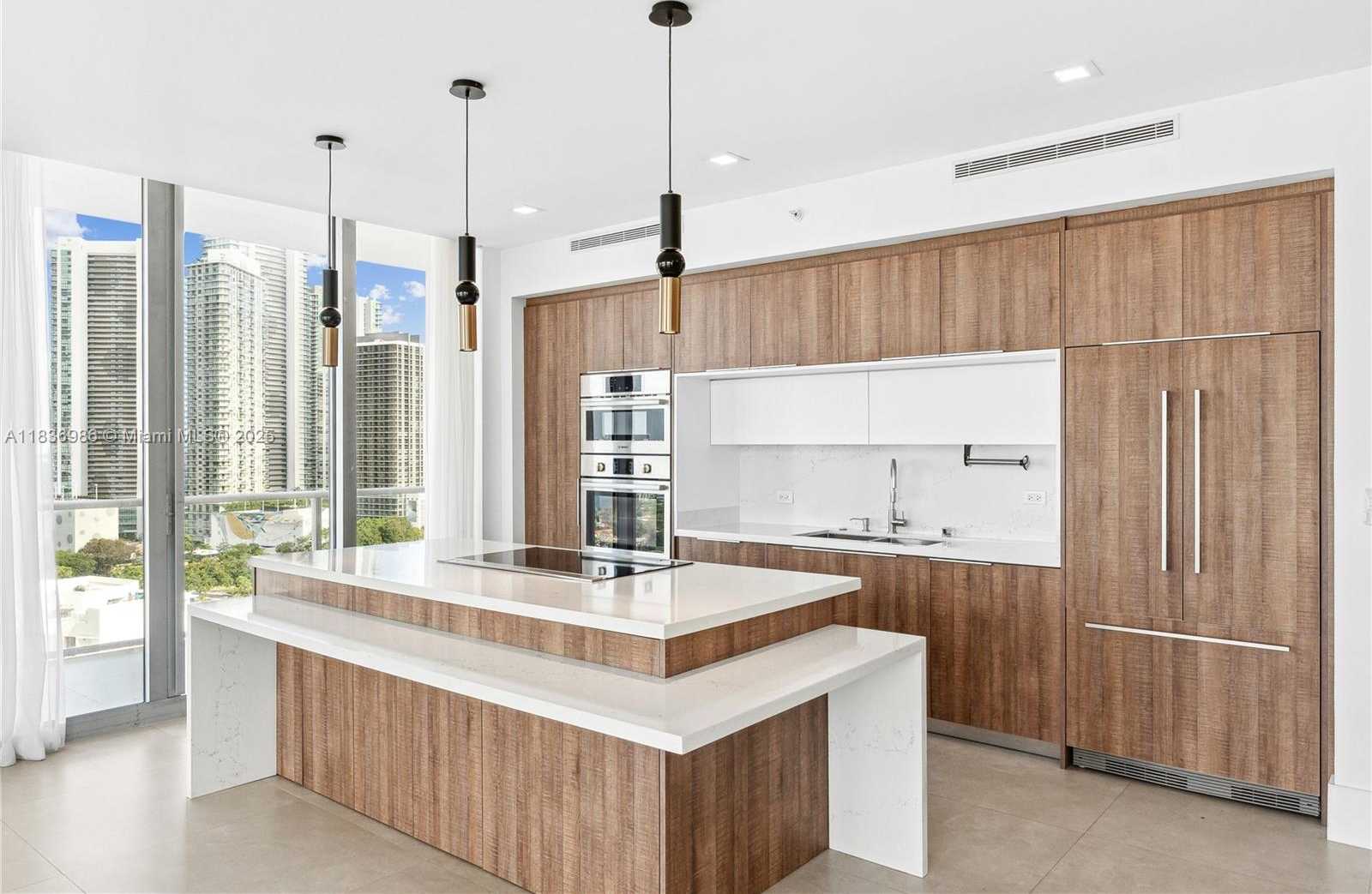 Small Image of 3470 EAST COAST AVE #H1701, Miami Number 24