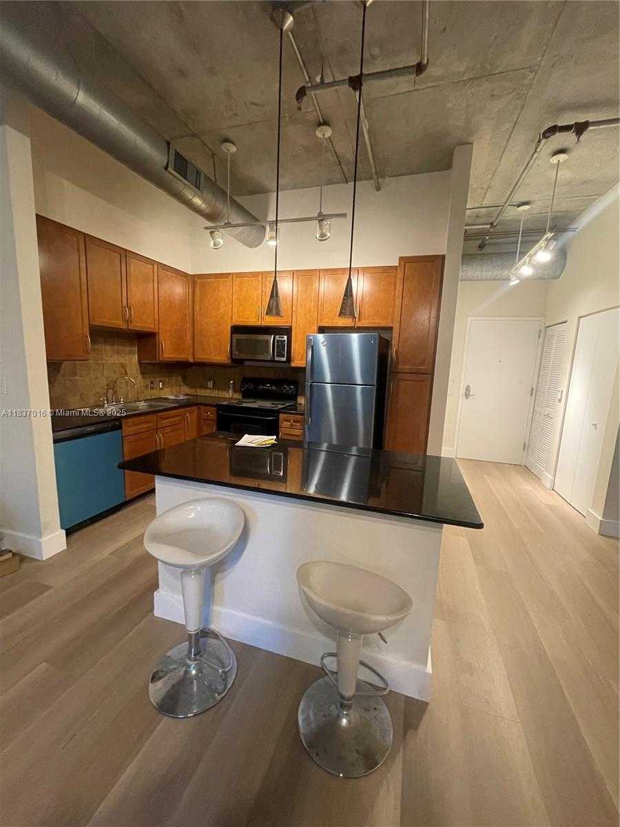 Small Image of 2001 BISCAYNE BLVD #2217, Miami Number 10