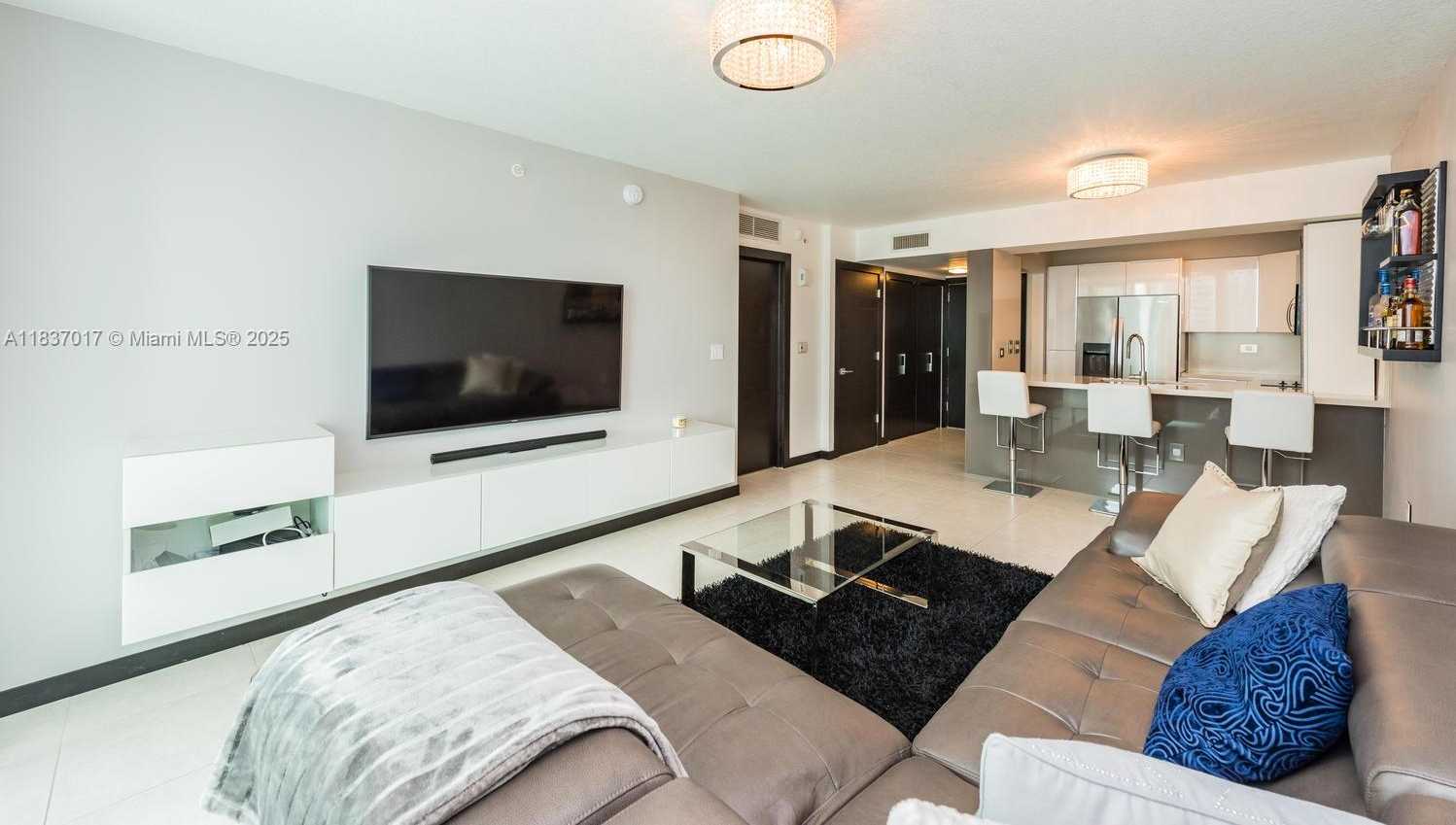 Small Image of 31 SOUTH EAST 5TH ST #2209, Miami Number 12