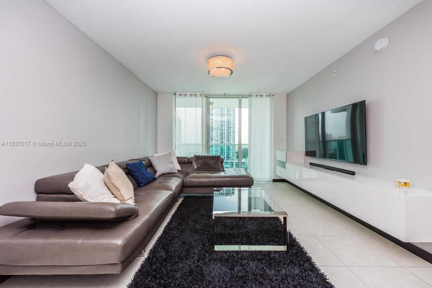 Small Image of 31 SOUTH EAST 5TH ST #2209, Miami Number 7