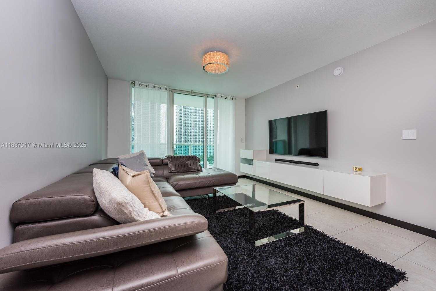 Small Image of 31 SOUTH EAST 5TH ST #2209, Miami Number 9