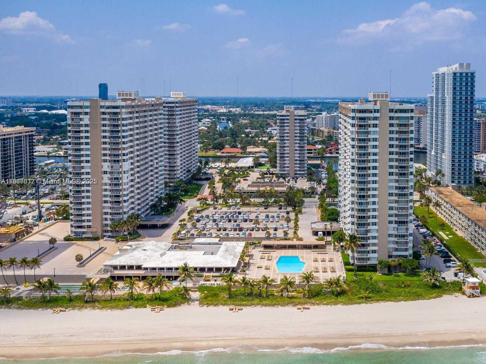 Small Image of 1985 SOUTH OCEAN DR #10L, Hallandale Beach Number 12