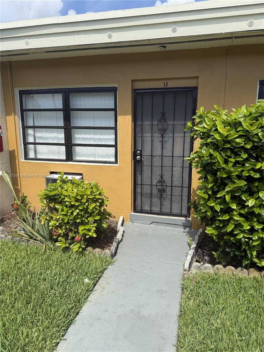 Small Image of 1845 PEMBROKE RD #2-11, Hollywood Number 2