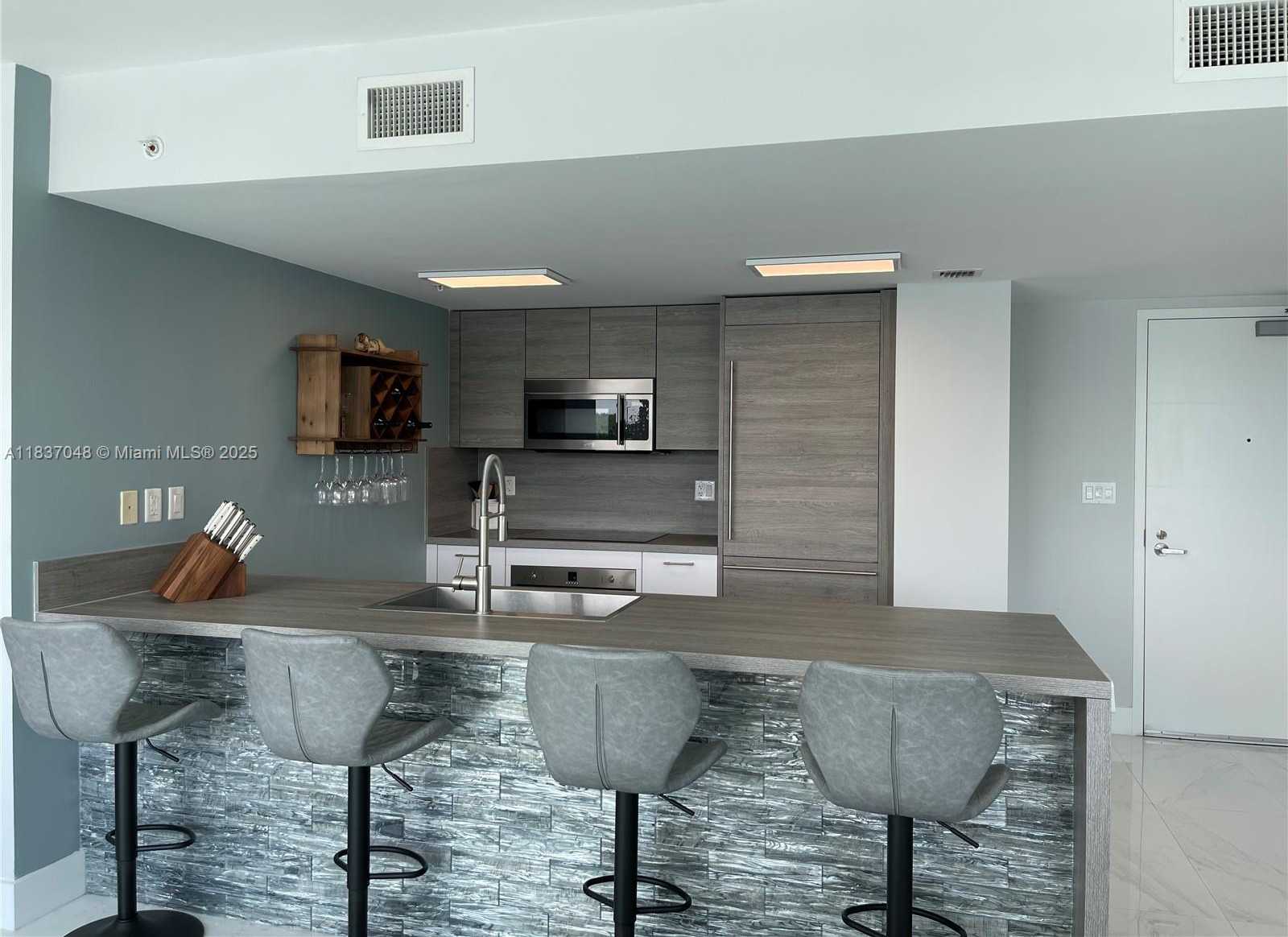 Small Image of 400 SUNNY ISLES BLVD #305, Sunny Isles Beach Number 10