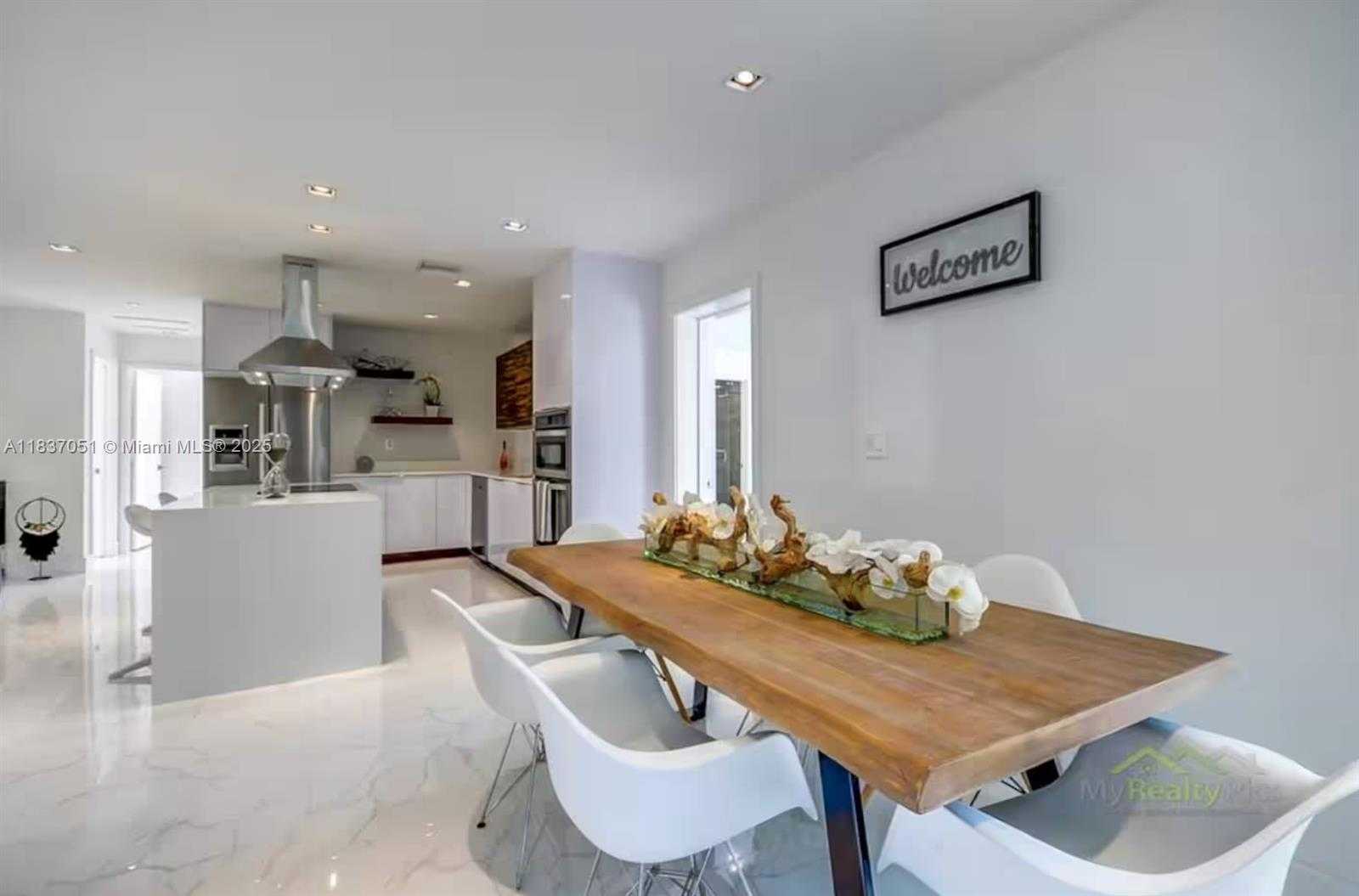 Small Image of 10010 SOUTH WEST 162ND ST, Miami Number 14
