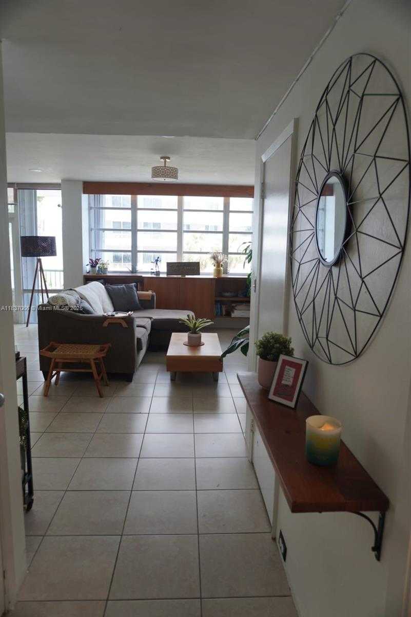 Small Image of 1408 BRICKELL BAY DR #411, Miami Number 2