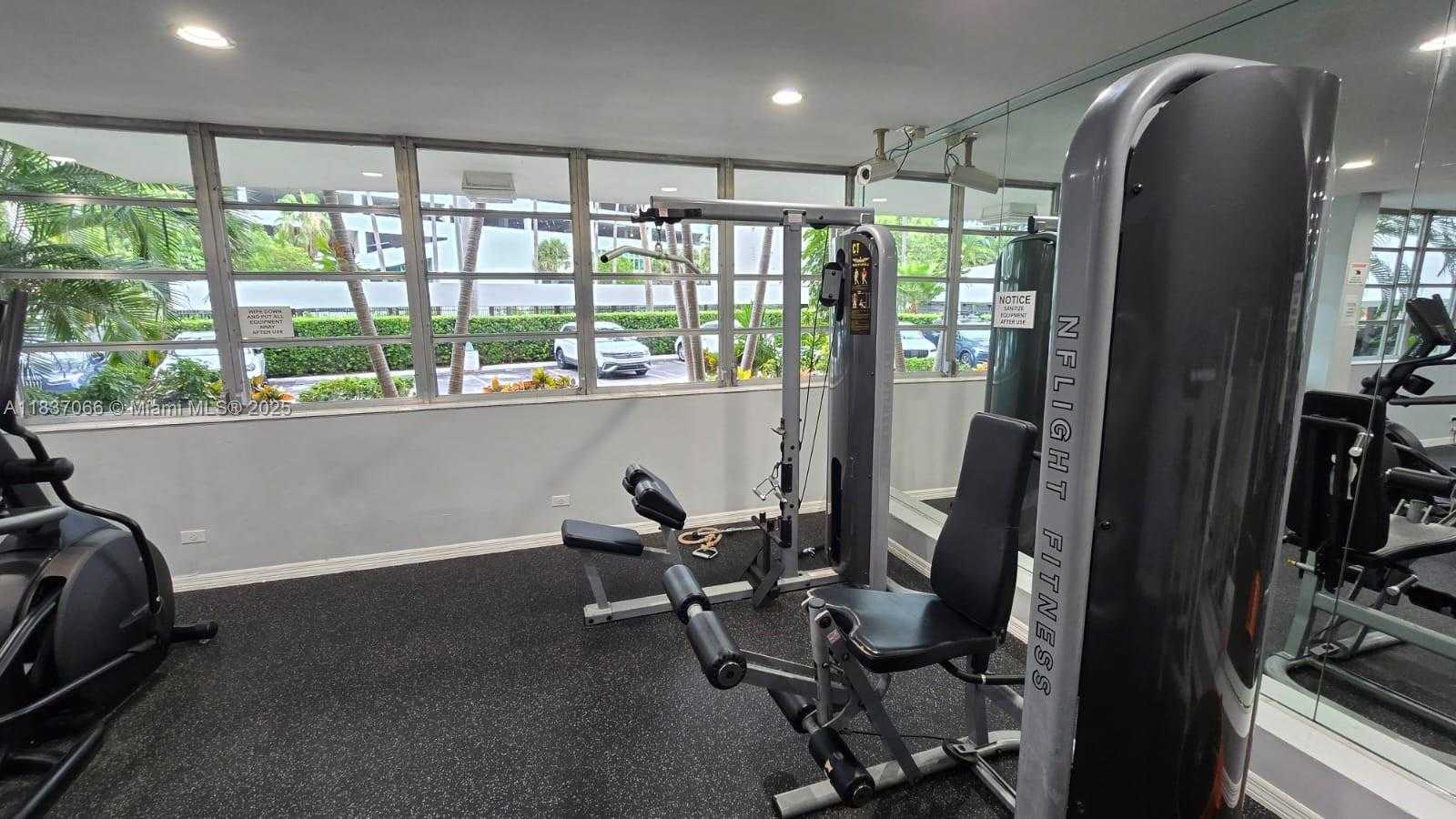 Small Image of 1408 BRICKELL BAY DR #411, Miami Number 37