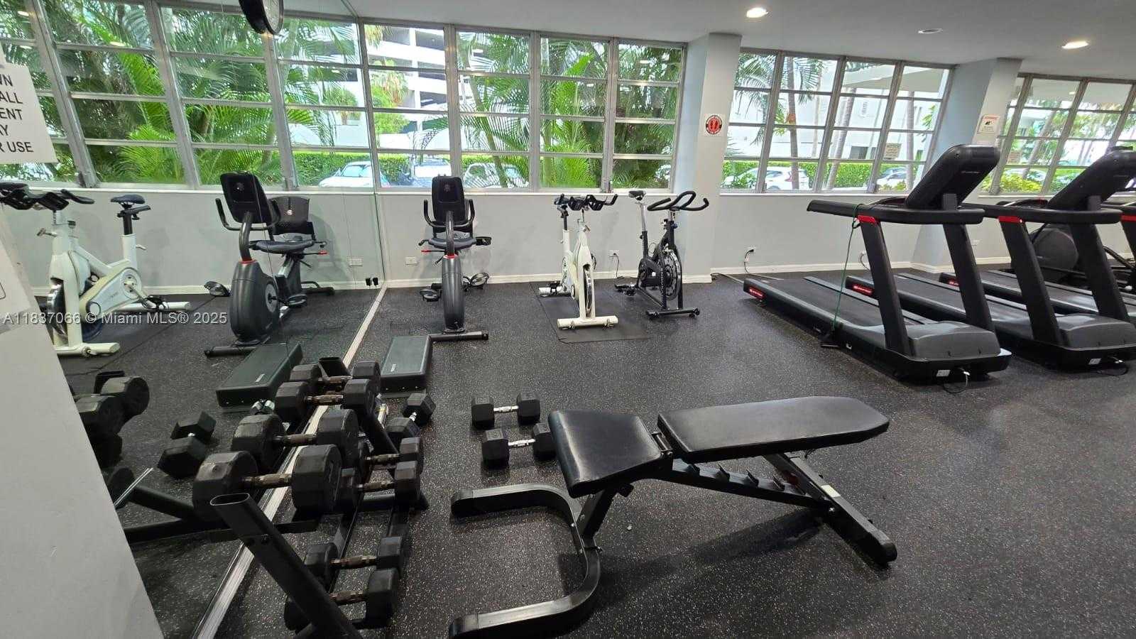 Small Image of 1408 BRICKELL BAY DR #411, Miami Number 40