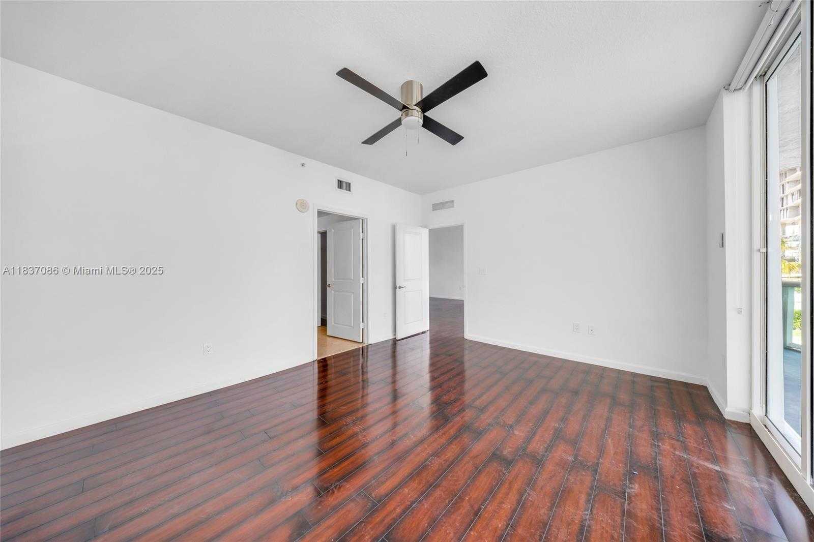 Small Image of 7914 HARBOR ISLAND DR #203, North Bay Village Number 25