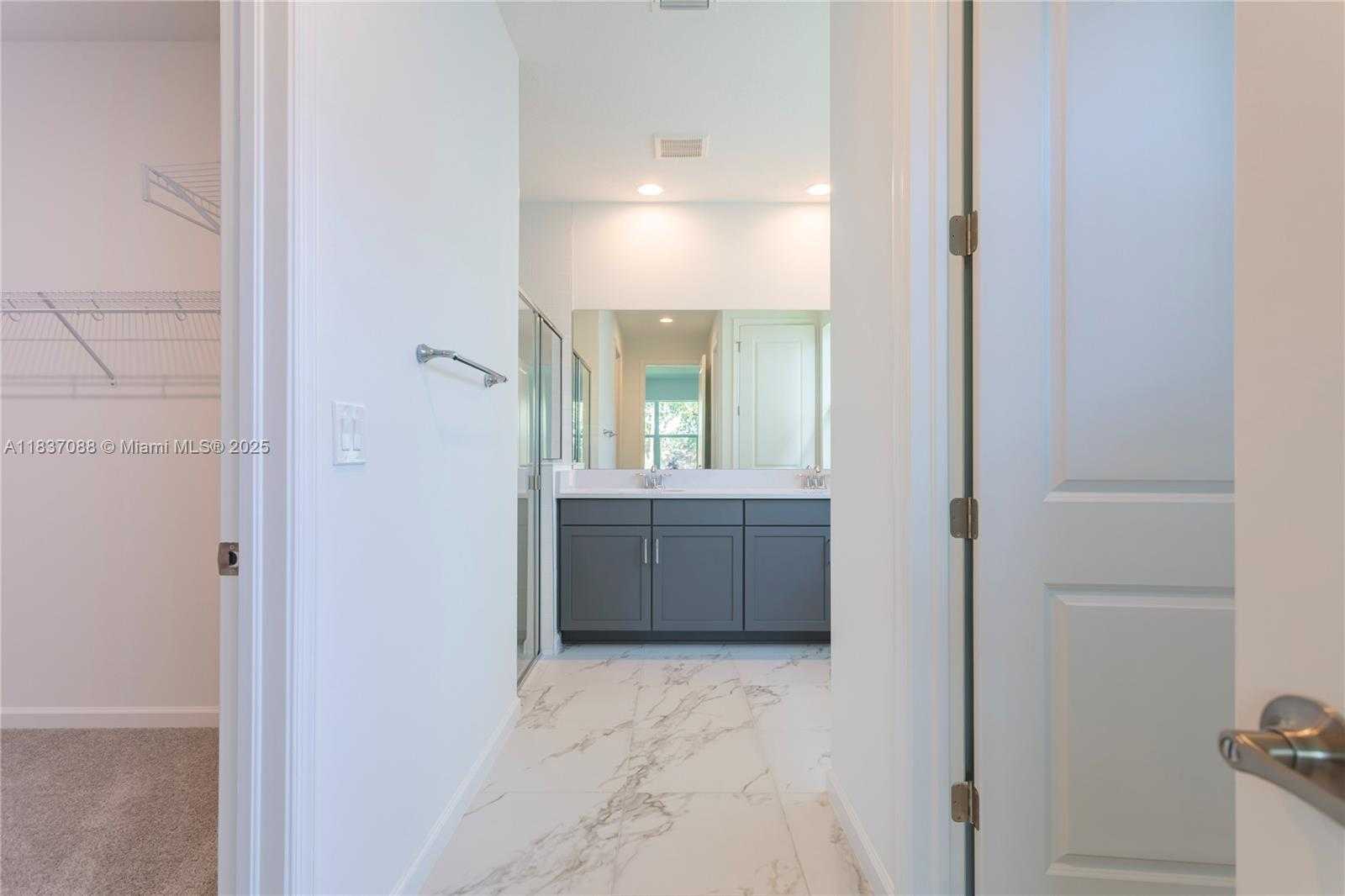 Small Image of 6463 TRAILS OF FOXFORD CT, West Palm Beach Number 18