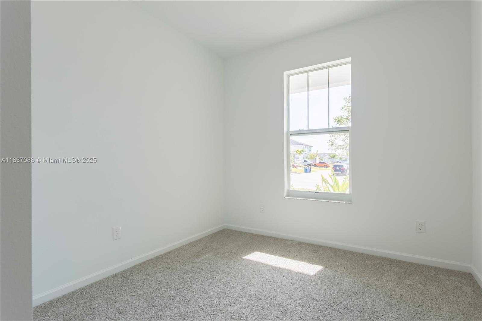 Small Image of 6463 TRAILS OF FOXFORD CT, West Palm Beach Number 21