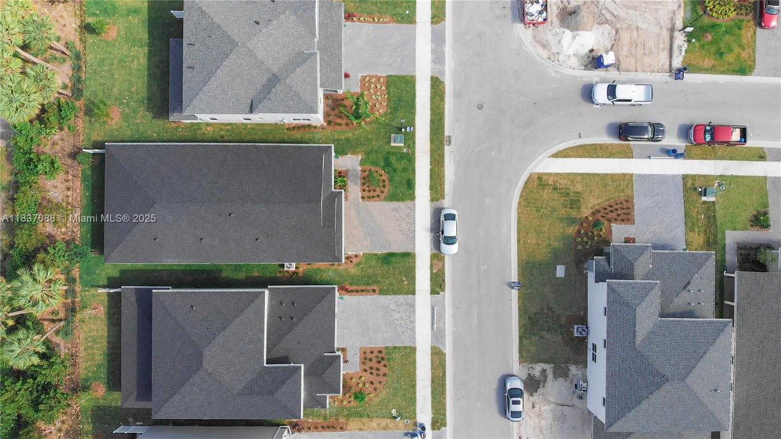 Small Image of 6463 TRAILS OF FOXFORD CT, West Palm Beach Number 5