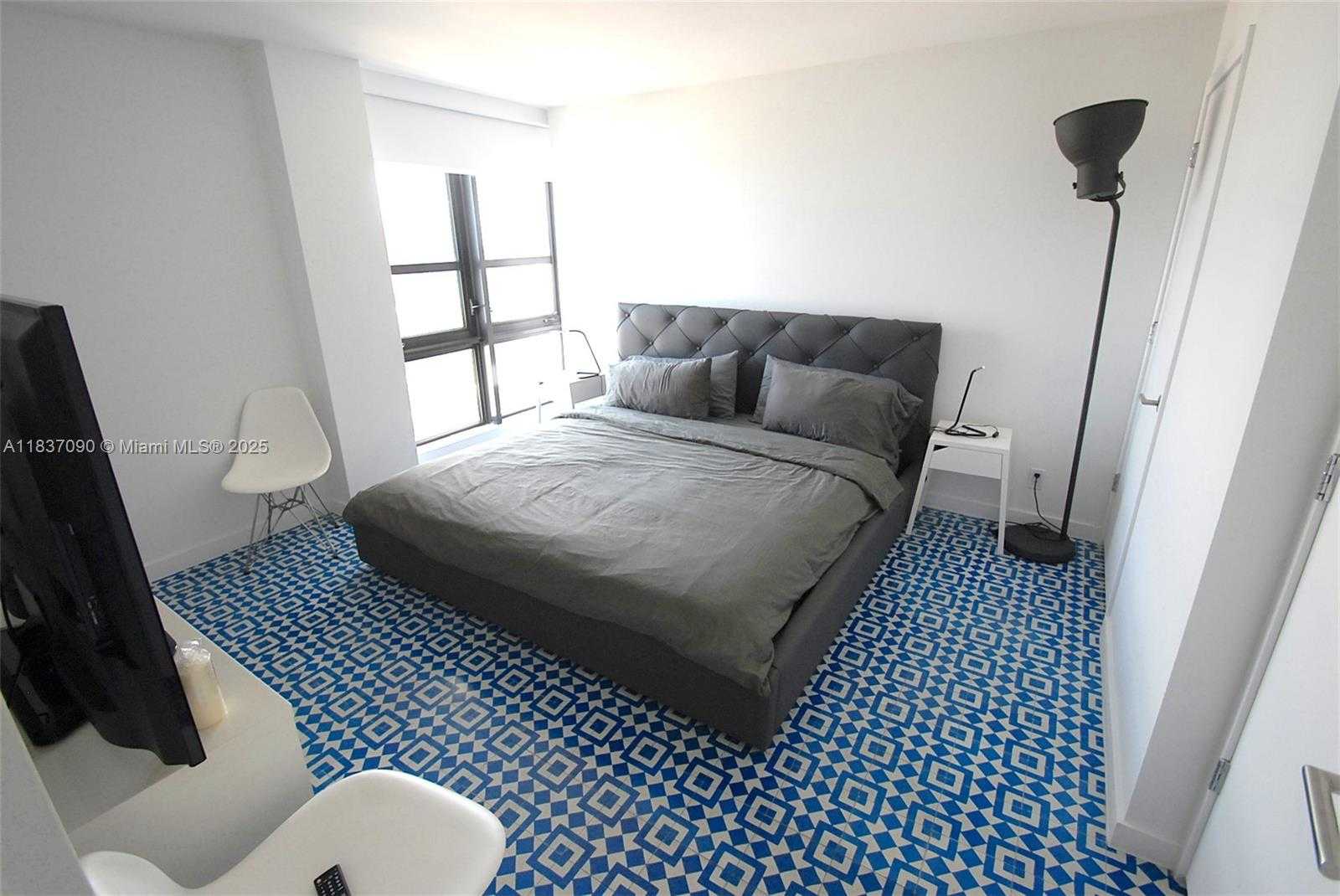 Small Image of 1800 COLLINS AVE #18F, Miami Beach Number 14