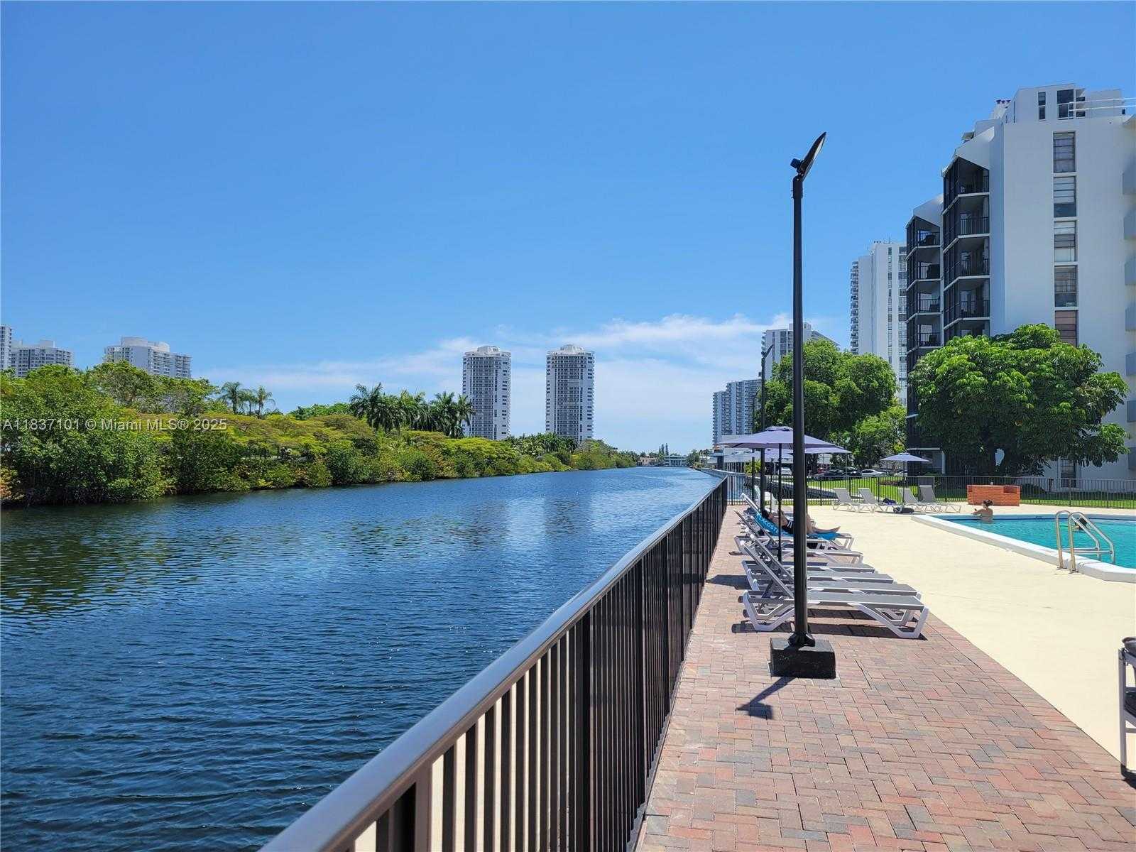 Small Image of 3401 NORTH COUNTRY CLUB DR #EI-202, Aventura Number 10