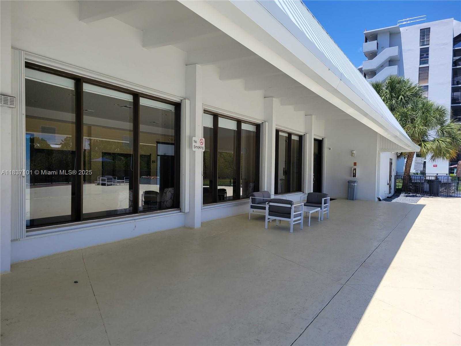 Small Image of 3401 NORTH COUNTRY CLUB DR #EI-202, Aventura Number 13