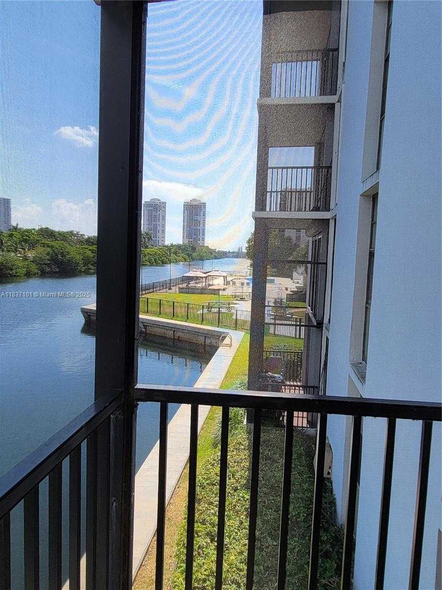Small Image of 3401 NORTH COUNTRY CLUB DR #EI-202, Aventura Number 16