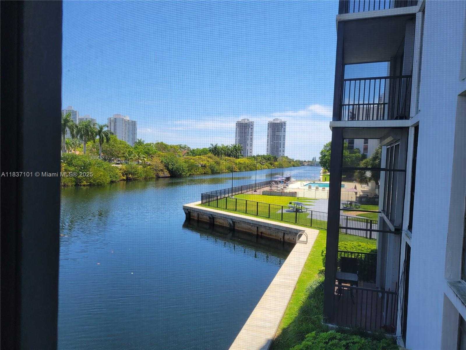 Small Image of 3401 NORTH COUNTRY CLUB DR #EI-202, Aventura Number 2
