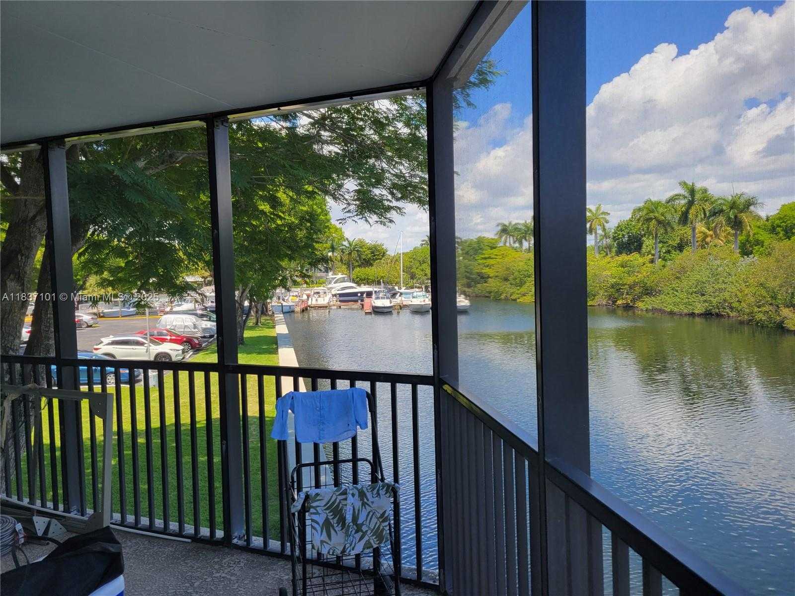 Small Image of 3401 NORTH COUNTRY CLUB DR #EI-202, Aventura Number 3