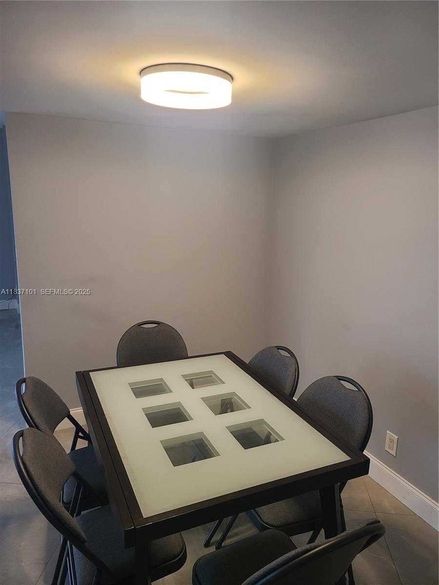 Small Image of 3401 NORTH COUNTRY CLUB DR #EI-202, Aventura Number 43