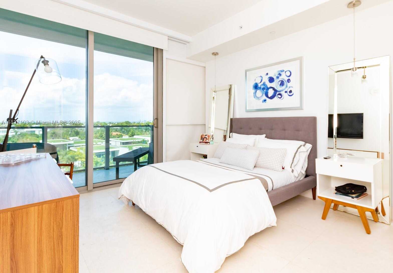 Small Image of 360 OCEAN DR #606S, Key Biscayne Number 15