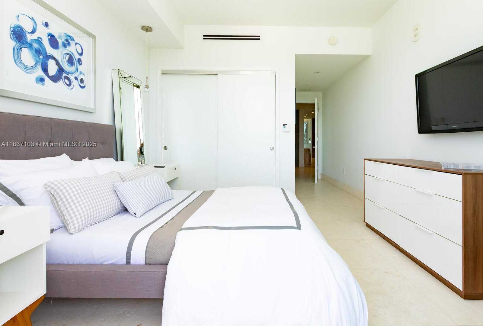 Small Image of 360 OCEAN DR #606S, Key Biscayne Number 17