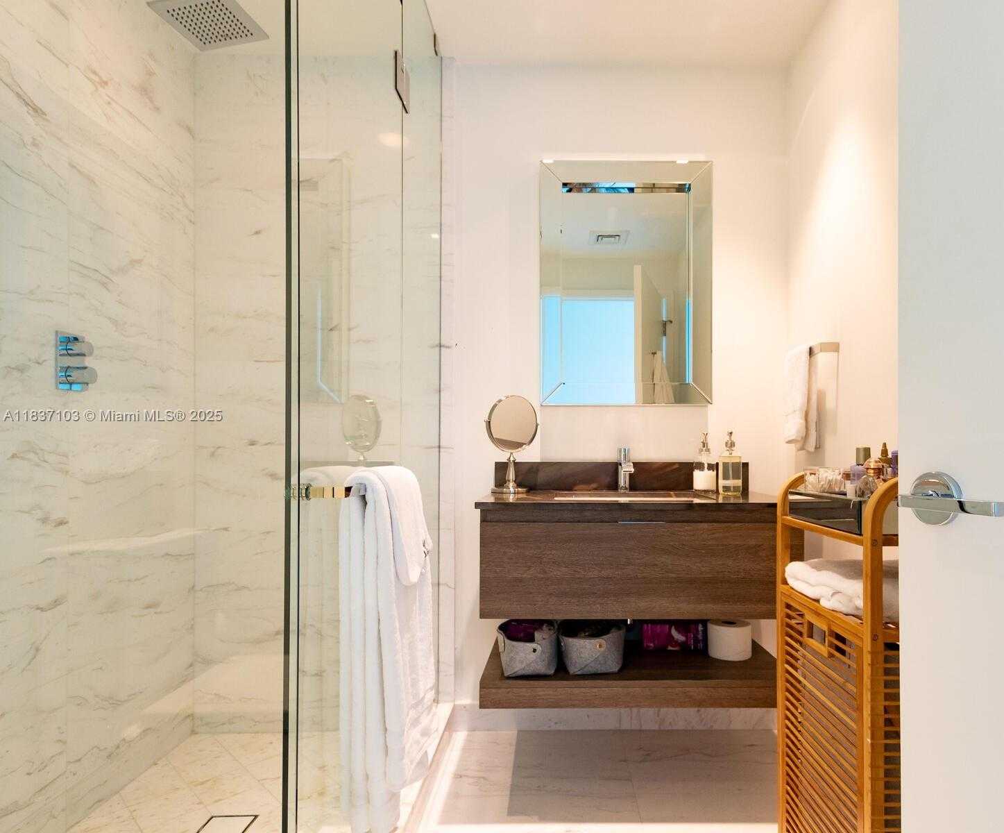 Small Image of 360 OCEAN DR #606S, Key Biscayne Number 23