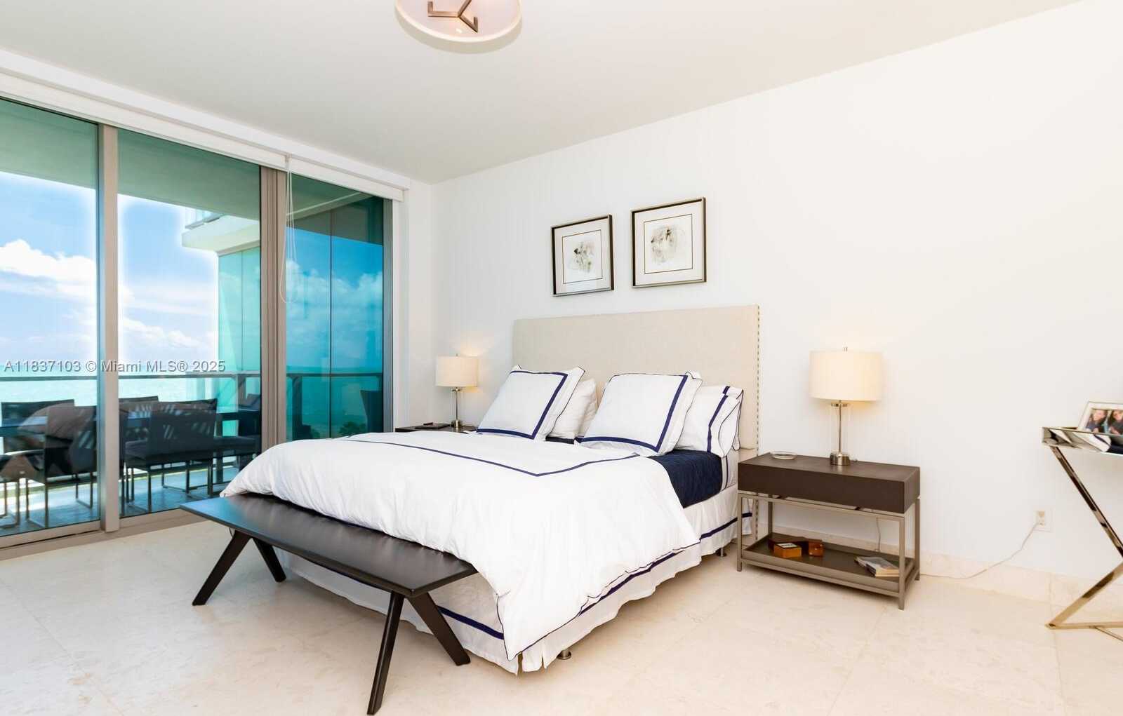 Small Image of 360 OCEAN DR #606S, Key Biscayne Number 24