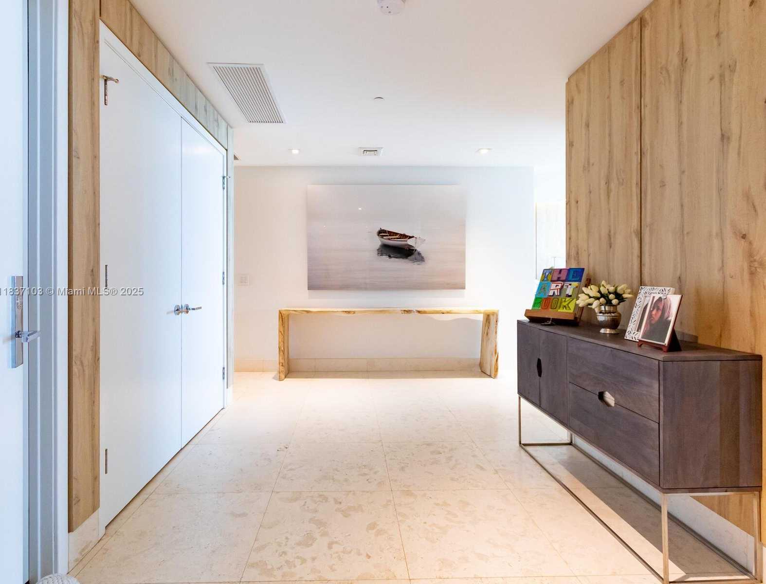 Small Image of 360 OCEAN DR #606S, Key Biscayne Number 4