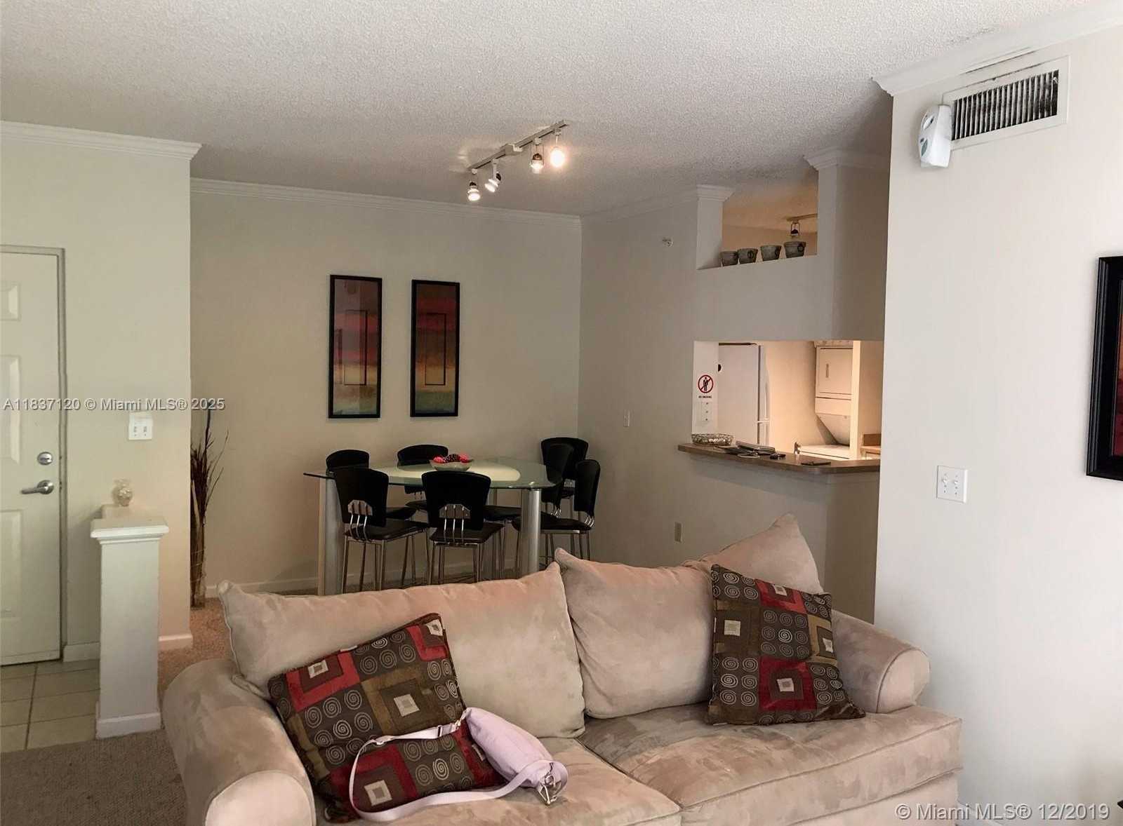 Small Image of 17150 NORTH BAY RD #2522, Sunny Isles Beach Number 3