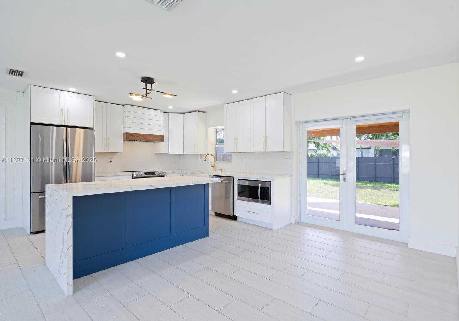 Small Image of 18013 SOUTH WEST 89TH PL, Palmetto Bay Number 6