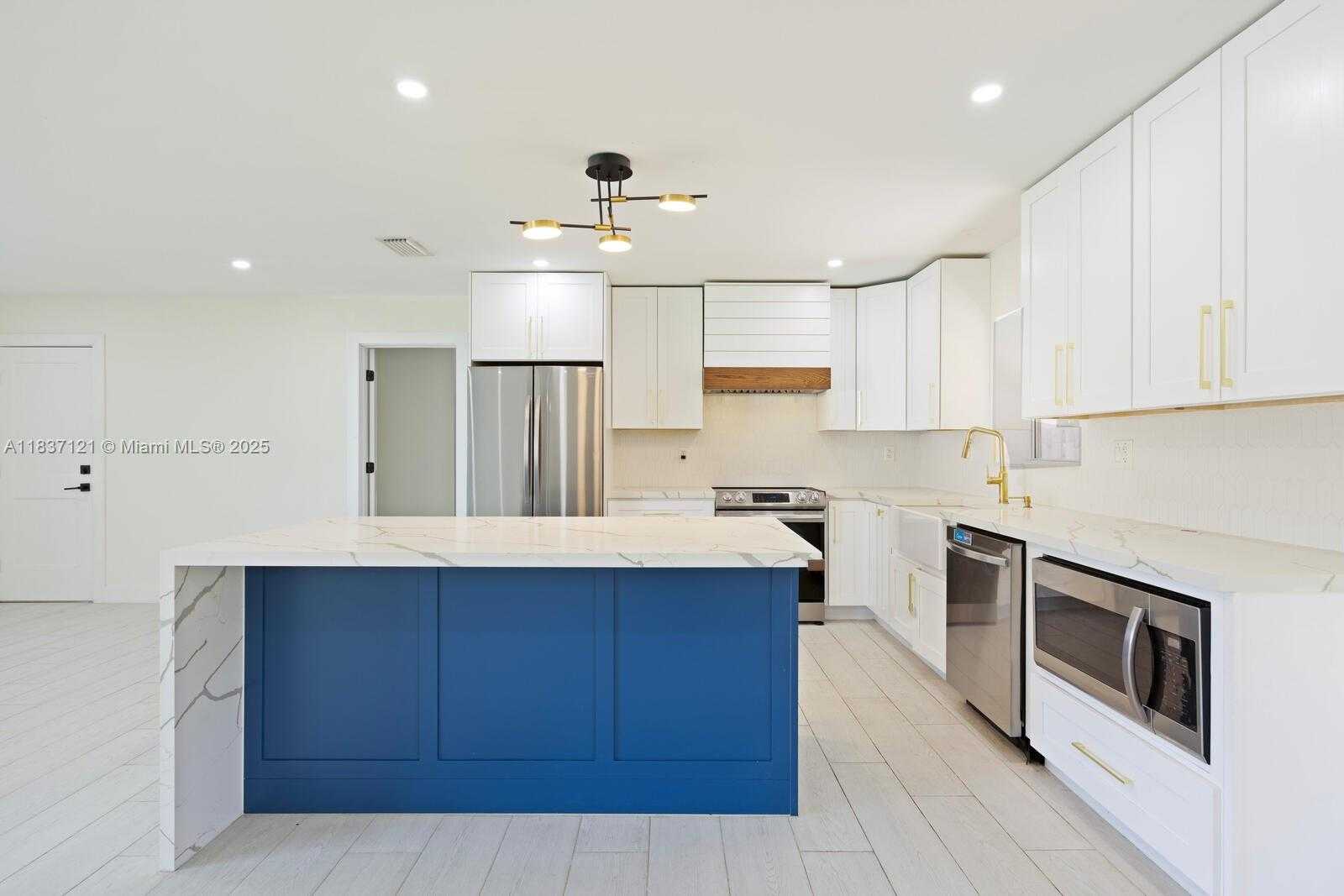 Small Image of 18013 SOUTH WEST 89TH PL, Palmetto Bay Number 8