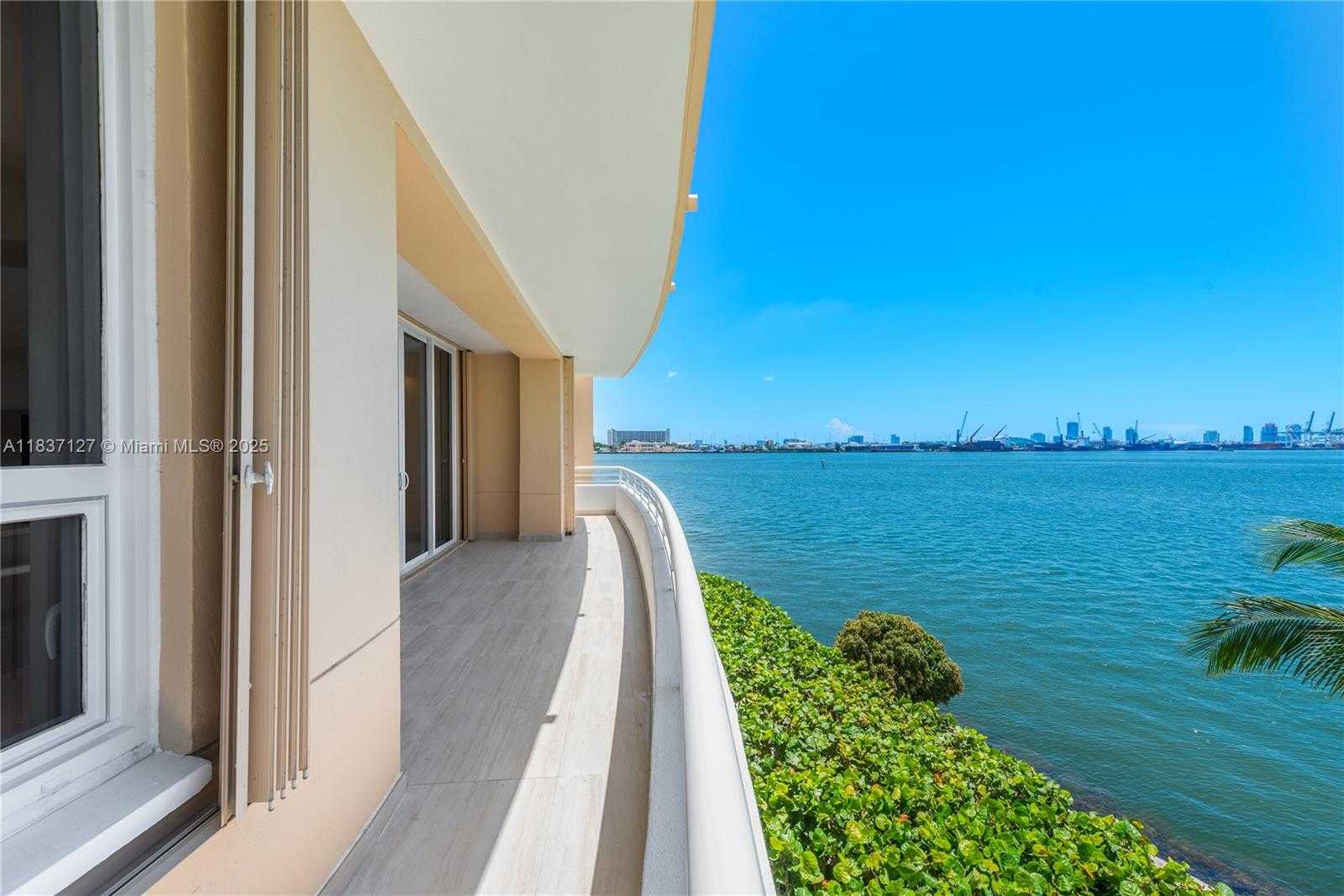 Small Image of Miami Number 30