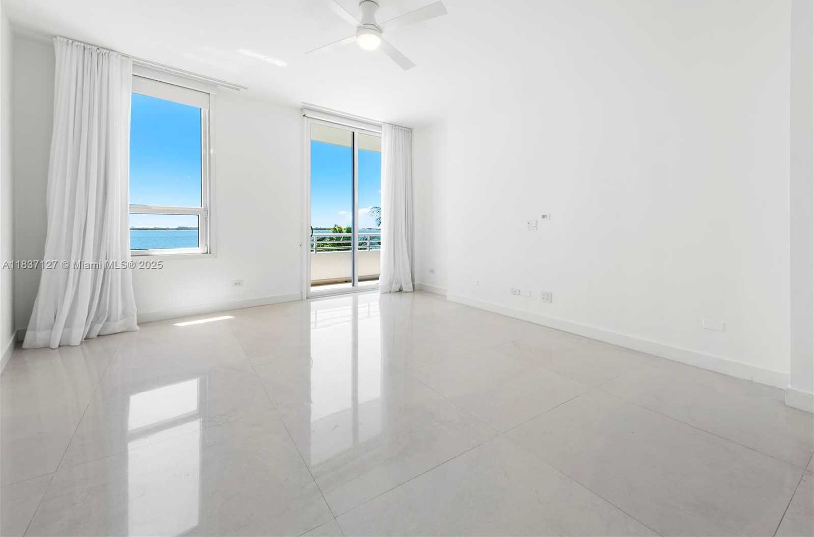 Small Image of Miami Number 36