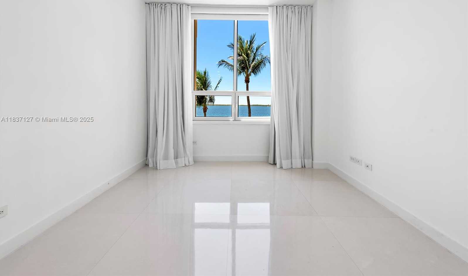 Small Image of Miami Number 47