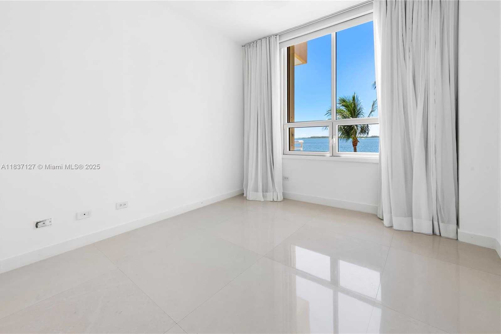 Small Image of Miami Number 48