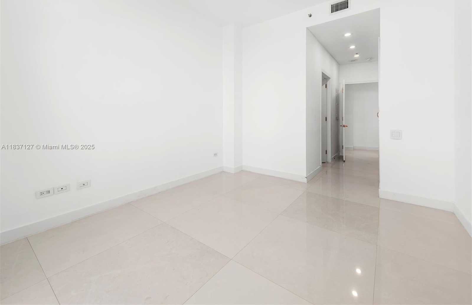 Small Image of Miami Number 51