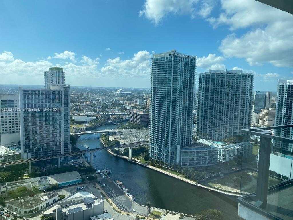 Small Image of 68 SOUTH EAST 6TH ST #3204, Miami Number 2