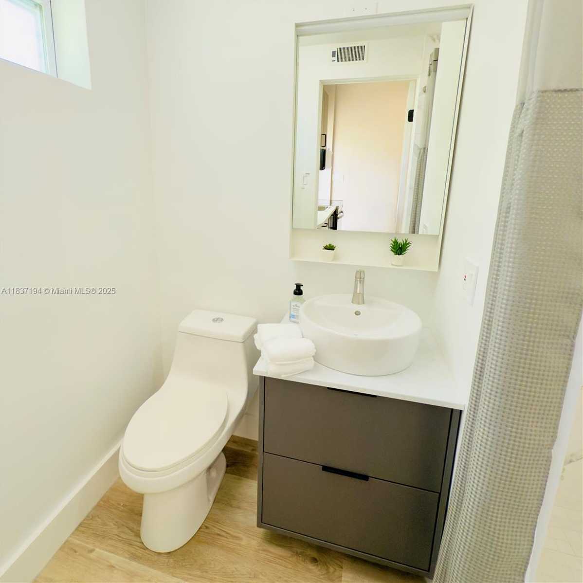Small Image of 220 NORTH WEST 126TH ST #B, North Miami Number 14