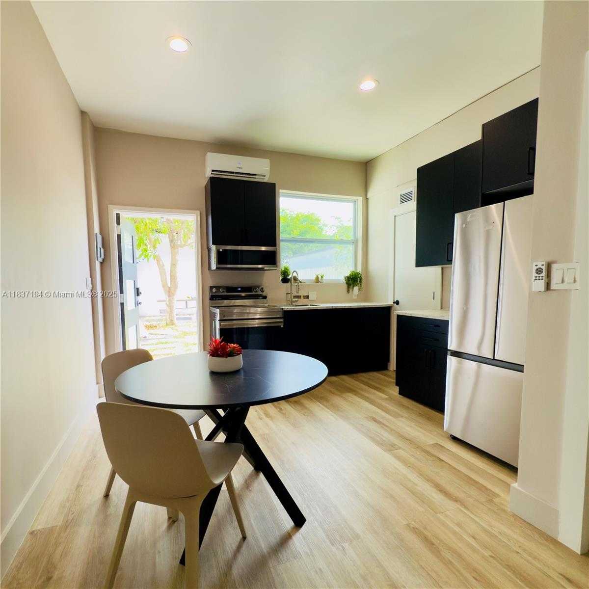 Small Image of 220 NORTH WEST 126TH ST #B, North Miami Number 6