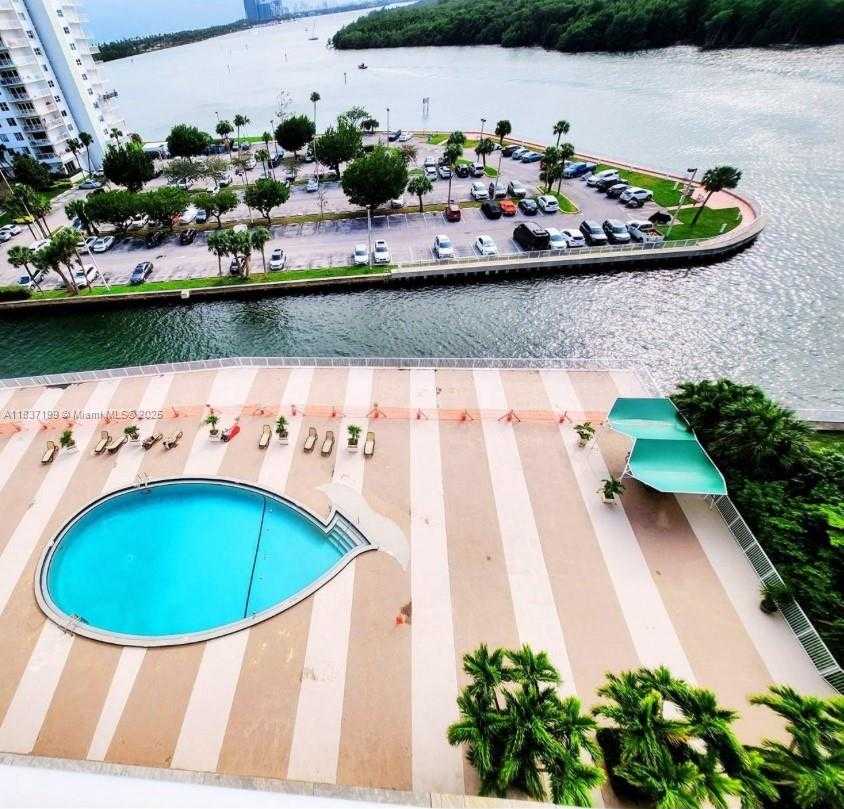 Small Image of 400 KINGS POINT DR #309, Sunny Isles Beach Number 10