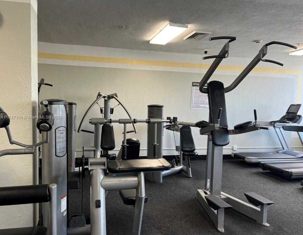 Small Image of 400 KINGS POINT DR #309, Sunny Isles Beach Number 43