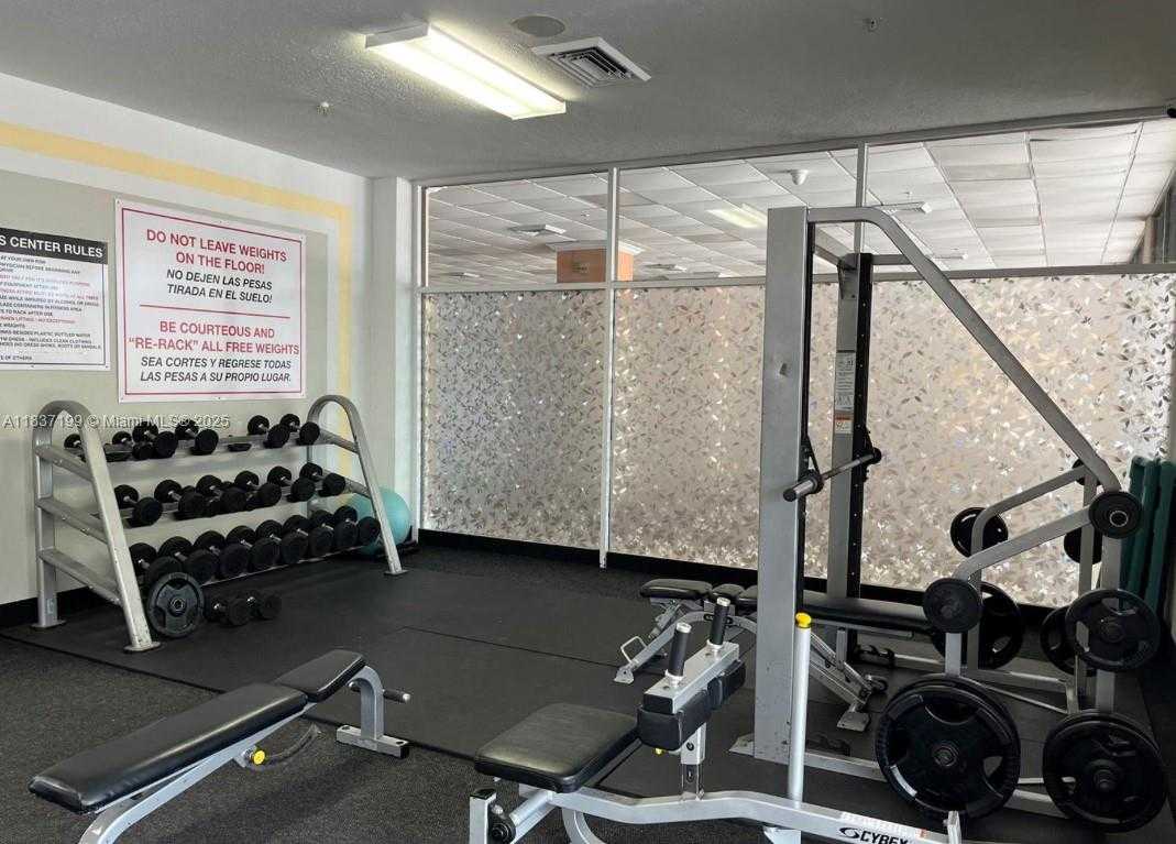 Small Image of 400 KINGS POINT DR #309, Sunny Isles Beach Number 46