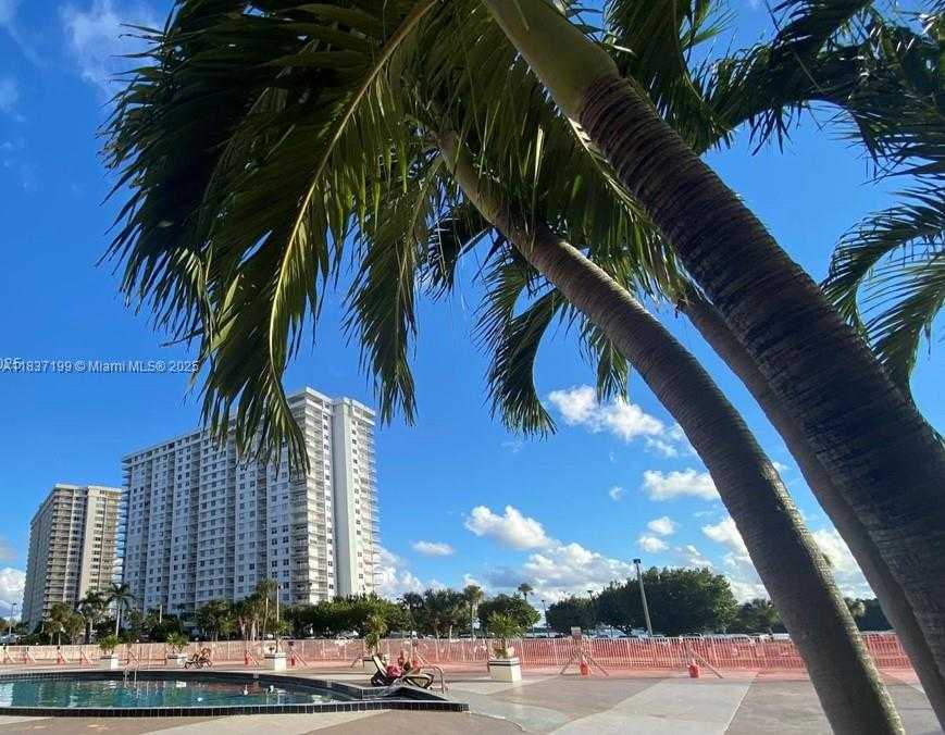 Small Image of 400 KINGS POINT DR #309, Sunny Isles Beach Number 55