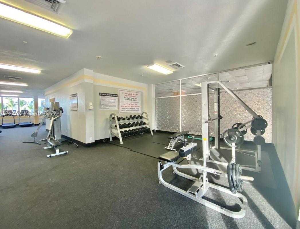 Small Image of 400 KINGS POINT DR #309, Sunny Isles Beach Number 56