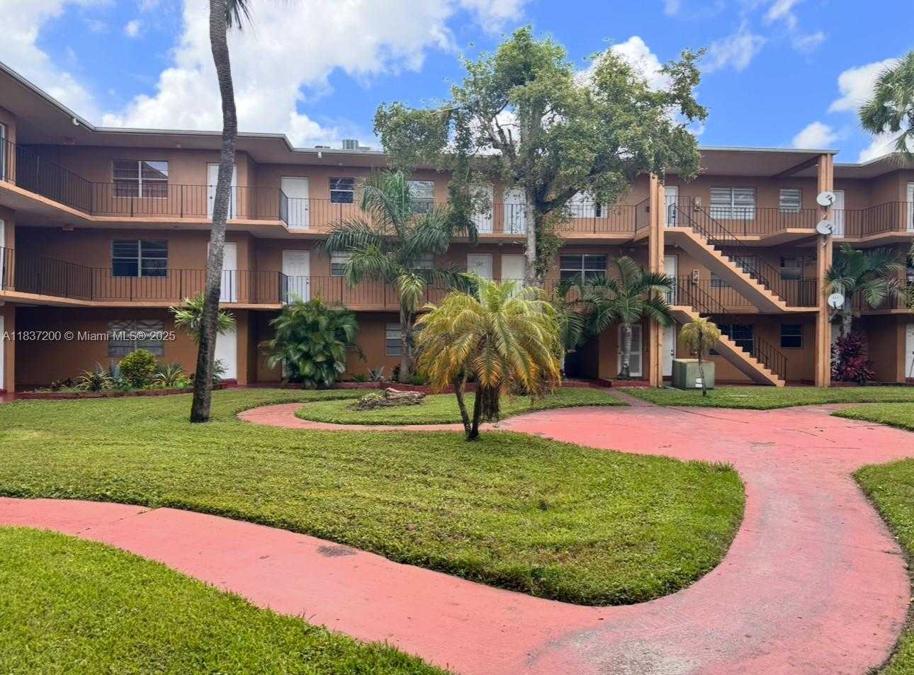 Small Image of 1230 WEST 54TH ST #207A, Hialeah Number 12